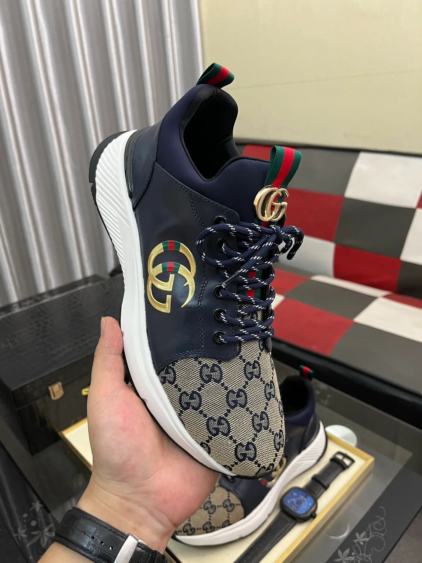 Men's Men's Shoes 💰458 ⌚️⌚️[GUCCI] Gucci men's casual shoes are absolutely popular 🔥The ultimate matching item for trendy men! The charm of super texture is irresistible, the main recommendation, the flower leather color is bright! The upper is made of high-quality brand printed fabric with cowhide, breathable leather lining and wear-resistant rubber sole, noble and elegant! Extremely comfortable🎁🎁You can be as handsome as you want💪 38-445⃣️colors available
